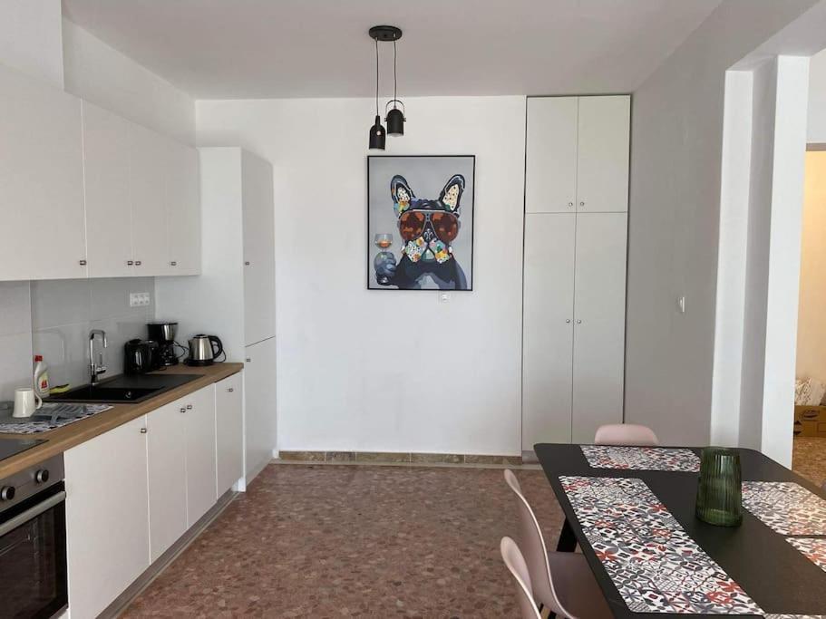New! Flower Patio House 2 Bdr - Bbq - Wash Machine Lávrion Eksteriør billede
